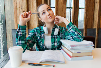 Étudiant en BTS MCO